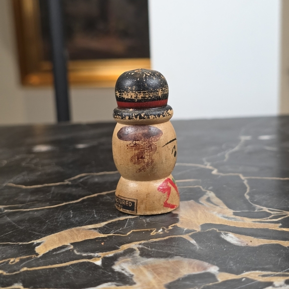 Vintage Figural Wood Man Single Salt Shaker w/ Bowler Hat Hand Painted Japan - Picture 6 of 10